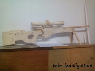 Снайперская винтовка L96A1 из фанеры