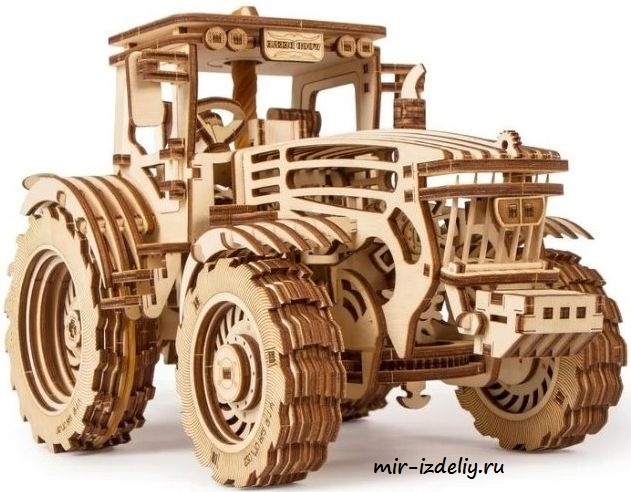 Трактор от UGEARS из фанеры